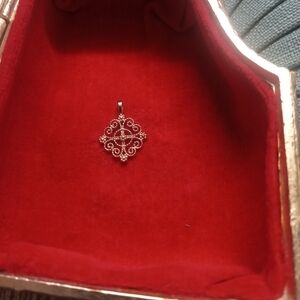 JAMES AVERY TWISTED WIRE LACY CROSS PENDANT 14K